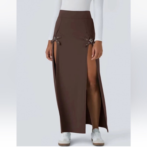 HALARA Dresses & Skirts - Halara Brown High Waisted Buckle 2-in-1 Maxi Skirt XL NWT